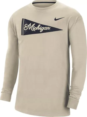 Nike Men's Michigan Wolverines Tan Pennant College Pullover Crew Neck Sweatshirt