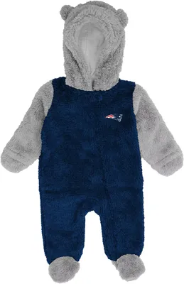 NFL Team Apparel Infant New England Patriots Game Nap Color Teddy