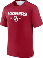 NCAA Men's Oklahoma Sooners Crimson Defender Rush T-Shirt