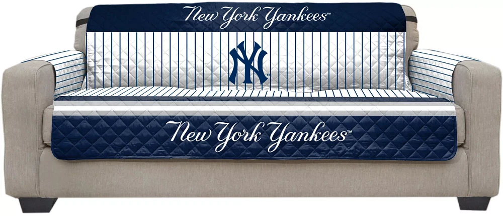 Pegasus Sports New York Yankees Sofa Protector