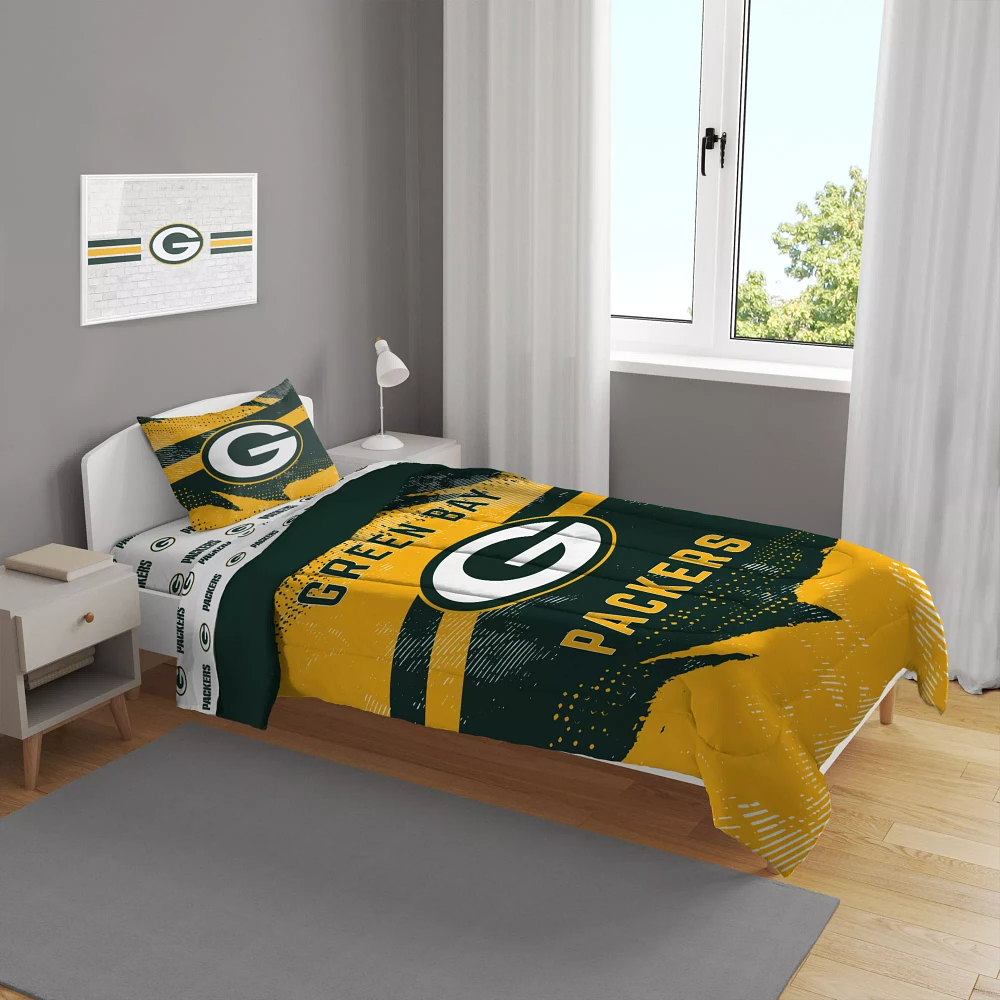 Pegasus Sports Green Bay Packers 4-Piece Twin Bedding Set