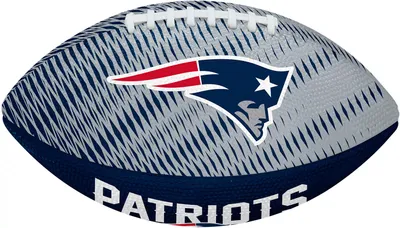 Wilson New England Patriots Tailgate Junior 10'' Football