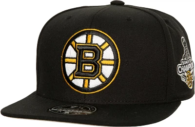 Mitchell & Ness Adult Boston Bruins Patch Black Fitted Hat