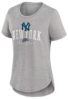 Nike Women's New York Yankees Gray Cooperstown Arch T-Shirt