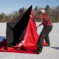 Eskimo Quickfish 6i 6-Person Ice Shelter