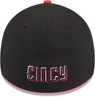 New Era Men's Cincinnati Reds 2023 City Connect 39Thirty Stretch Fit Hat