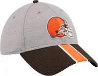 New Era Men's Cleveland Browns Stripe Grey 39Thirty Stretch Fit Hat