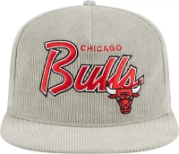 New Era Adult Chicago Bulls Corduroy Golf Snapback Adjustable Hat