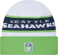 New Era Men's Seattle Seahawks 2023 Sideline White Tech Knit Beanie