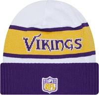 New Era Men's Minnesota Vikings 2023 Sideline White Tech Knit Beanie