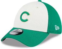 New Era Adult St. Patrick's Day '24 Chicago Cubs Green 39Thirty Stretch Fit Hat