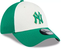 New Era Adult St. Patrick's Day '24 York Yankees Green 39Thirty Stretch Fit Hat