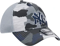 New Era Youth New York Yankees Camo Active 39Thirty Stretch Fit Hat