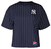 New Era Women's York Yankees Navy Throwback T-Shirt