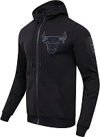 Pro Standard Men's Chicago Bulls Black Full Zip Hoodie