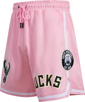 Pro Standard Men's Milwaukee Bucks Chenille Shorts