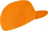 Nike Men's Tennessee Volunteers Aero True Baseball Fitted Hat