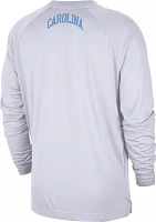 Nike Men's North Carolina Tar Heels White Spotlight Long Sleeve Shirt