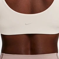 Nike Women's One Scoop Light-Support Lightly Lined U-Neck Sports Bra