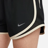 Nike Women's Dri-FIT Tempo Graphic Shorts