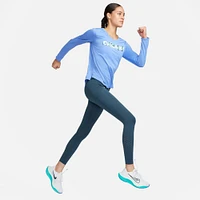 Nike Women's One Dri-FIT Luxe Chicago Marathon Long-Sleeve Running Top