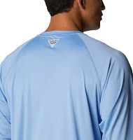 Columbia Men's North Carolina Tar Heels White Terminal Tackle Long Sleeve T-Shirt