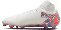 Nike Phantom Luna Elite FG Soccer Cleats