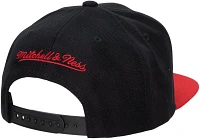 Mitchell & Ness Men's Chicago Bulls Two Tone Hardwood Classic Snapback Hat