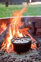 Lodge 8-Quart Deep Dutch Oven