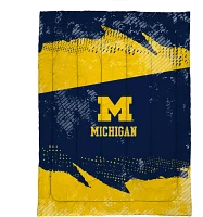 Pegasus Sports Michigan Wolverines 4-Piece Twin Bedding Set