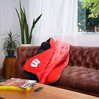 Rumpl Wisconsin Badgers Original Puffy Blanket