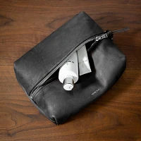 Nokona Dopp Kit