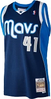 Mitchell & Ness Men's 2011 Dallas Mavericks Dirk Nowitzki #41 Blue Hardwood Classics Swingman Jersey