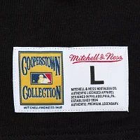 Mitchell & Ness Men's Pittsburgh Pirates Black Premium Pocket T-Shirt