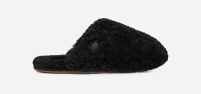 UGG® Women's Maxi Curly Slide Sheepskin Slippers in Black
