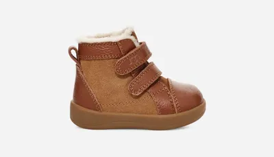 UGG® Rennon II Leather/Suede Sneakers in Chestnut