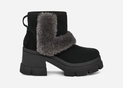 UGG® Women's Brooklyn Sunburst Sheepskin Boots in Black
