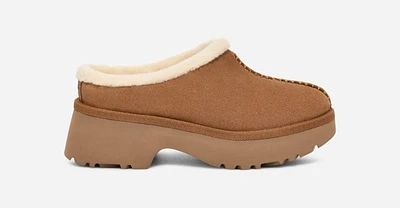 UGG® Women's New Heights Cozy Clog Suede Shoes in Chestnut