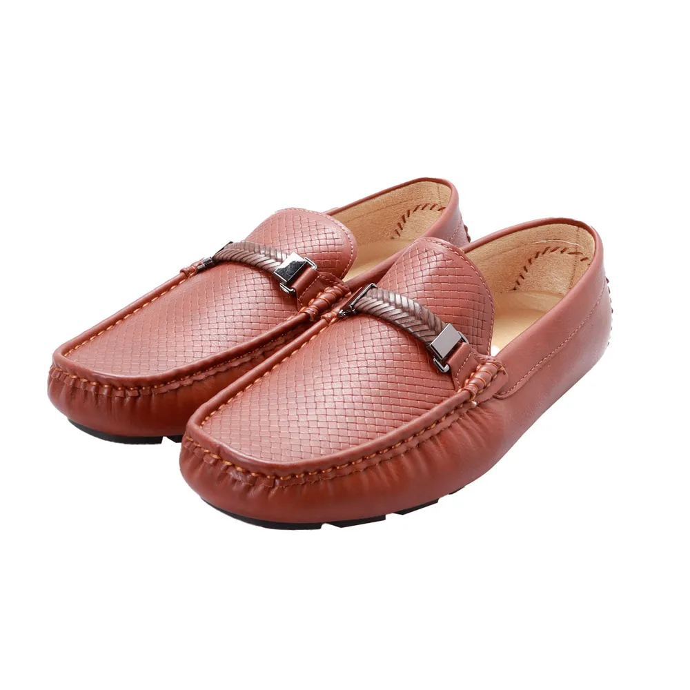 Mocasines color tan para hombre con cinta trenzada Dorothy Gaynor