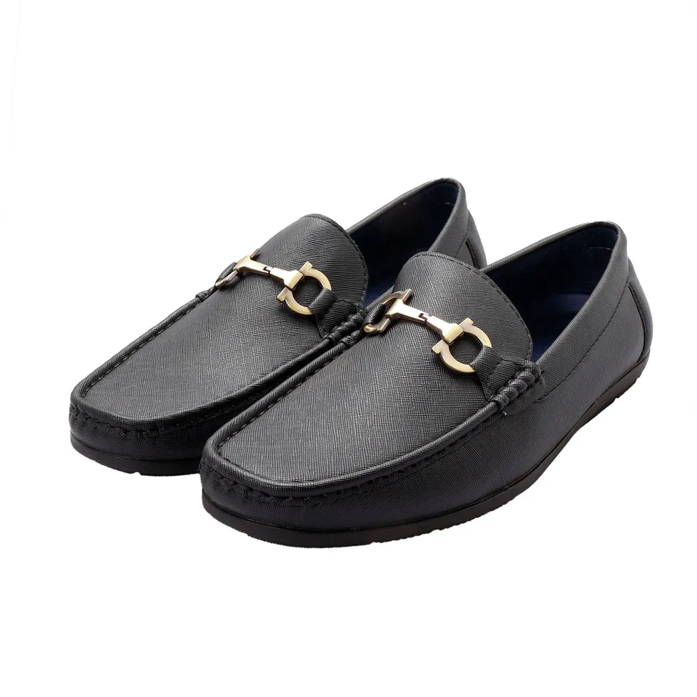 Mocasines color negro para hombre con textura safiano Dorothy Gaynor