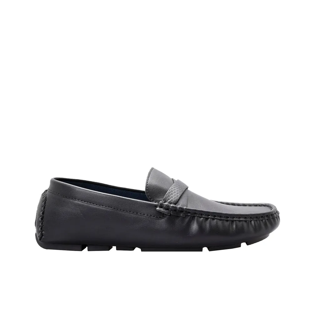 Mocasines color negro para hombre con tiras cruzadas Dorothy Gaynor