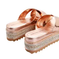 Sandalias Mule color oro rosa para mujer con plataforma corrida Dorothy Gaynor