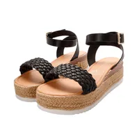 Sandalias Ariana color negro con cinta trenzada