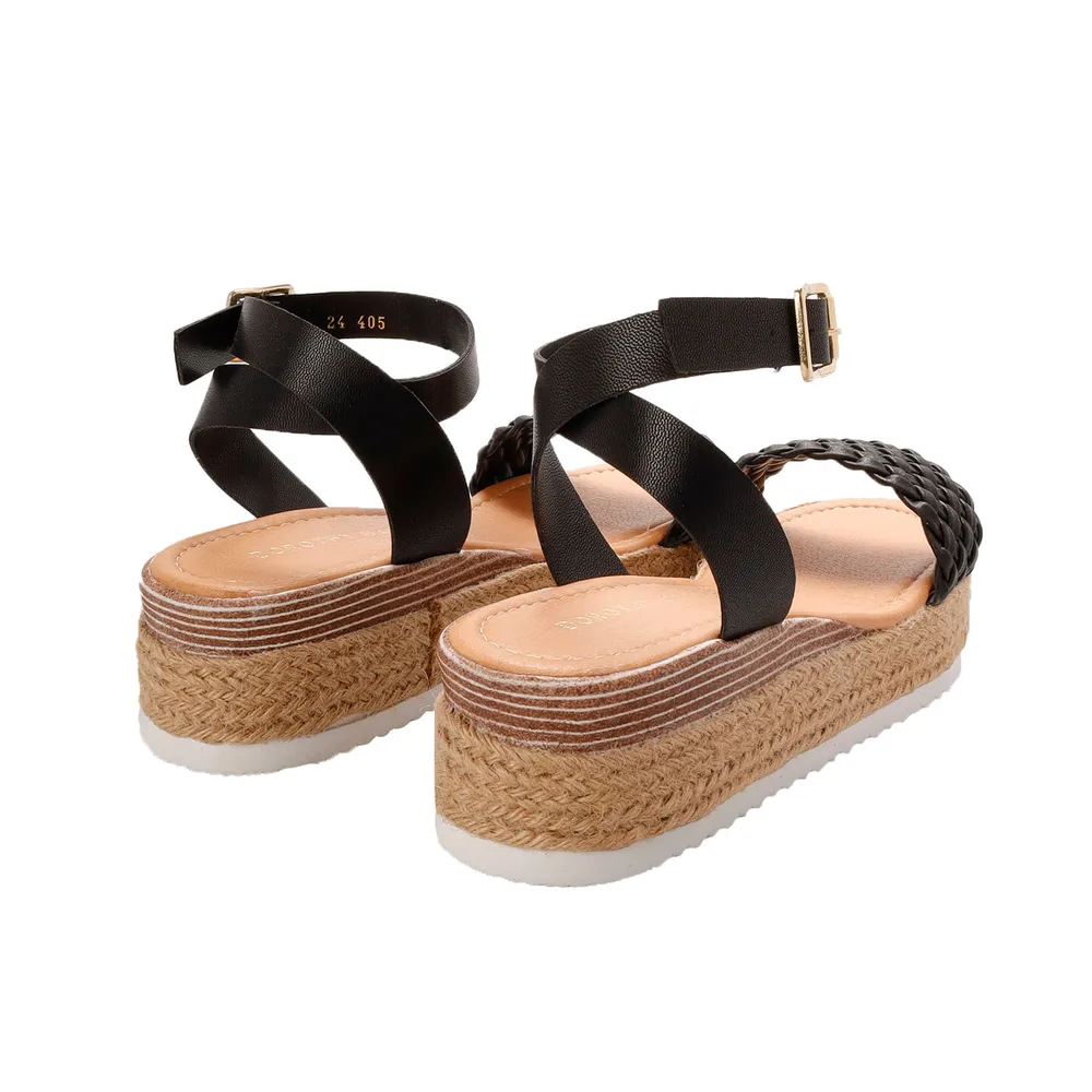 Sandalias Ariana color negro con cinta trenzada