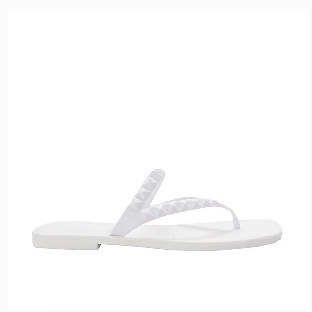 Sandalias Mariel color blanco con estoperoles mate