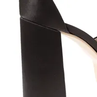 Sandalias Angelina color negro con plataforma y tacón cuadrado