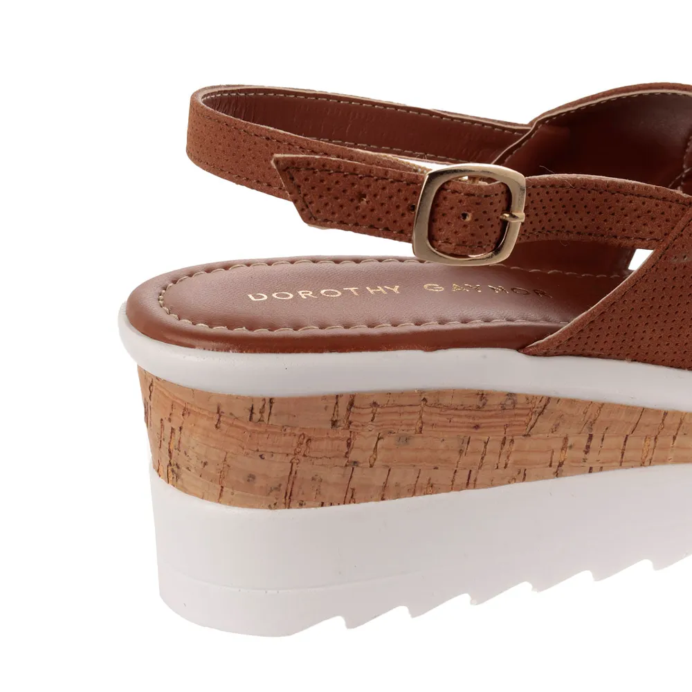 Sandalias Zoe color camel con plataforma corrida