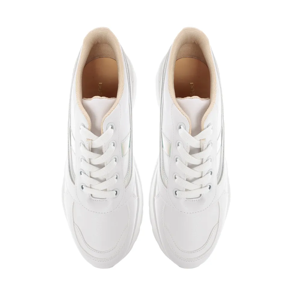 Tenis Abigail color blanco con detalle tornasol