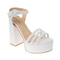 Sandalias Ariana color blanco con triple cinta en empeine