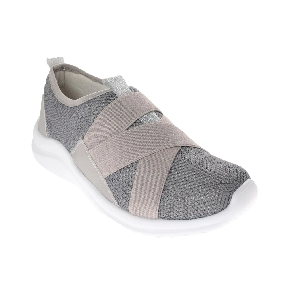 Tenis Sandra color gris de malla con ajuste resortes